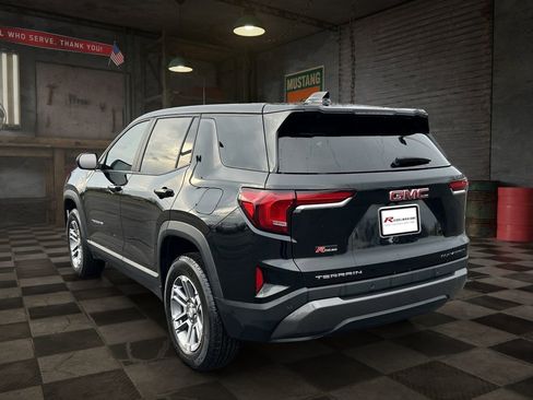 New 2026 GMC Terrain Elevation FWD image 5
