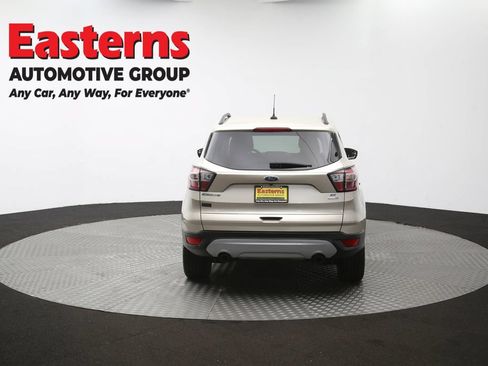 Used 2018 Ford Escape SE w/ SE Sync 3 Package AWD/4WD image 37