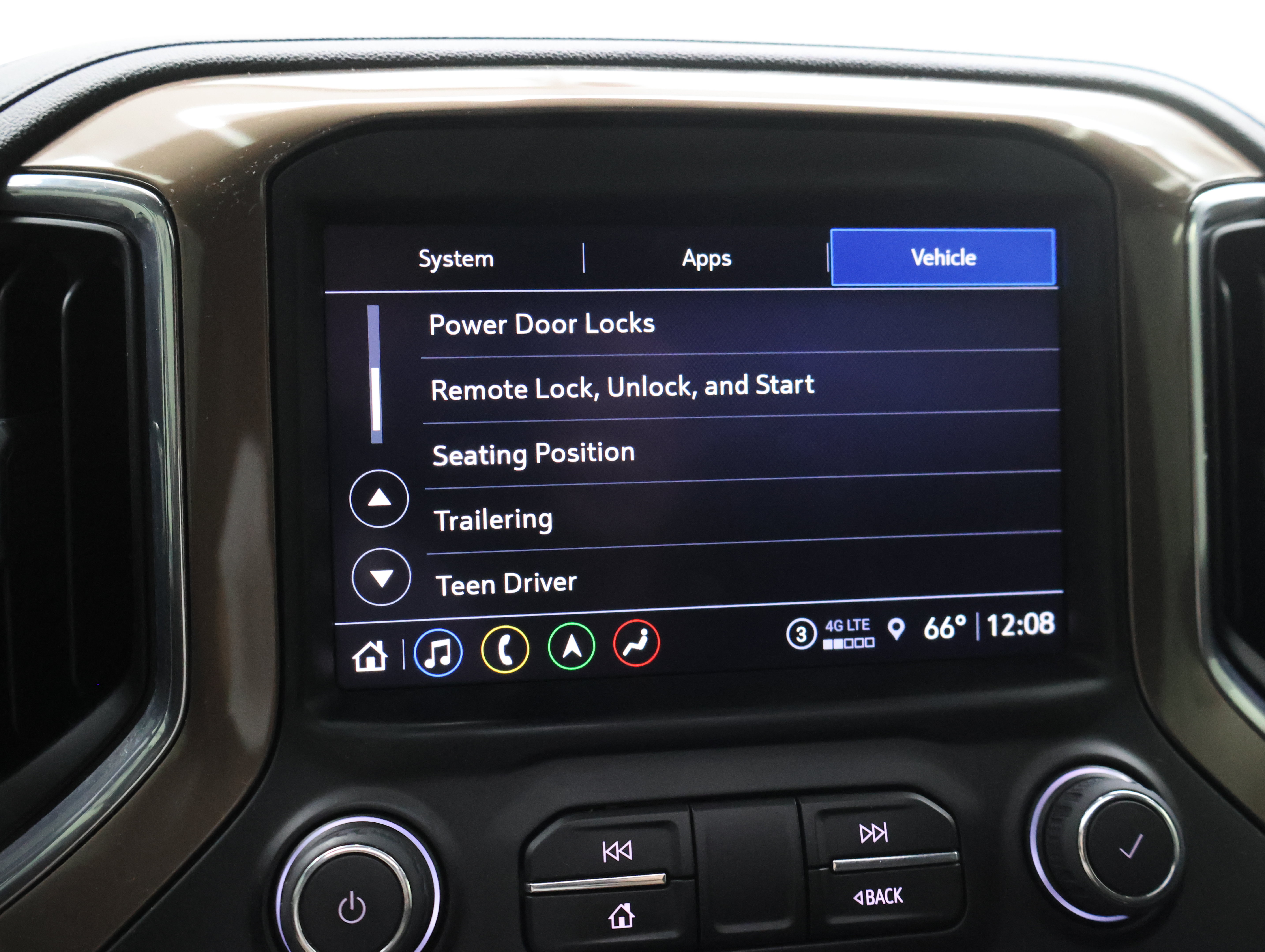 Used 2022 Chevrolet Silverado 2500 High Country w/ Safety Package II AWD/4WD image 72
