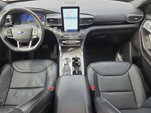 Used 2020 Ford Explorer ST w/ Premium Technology Package image 15