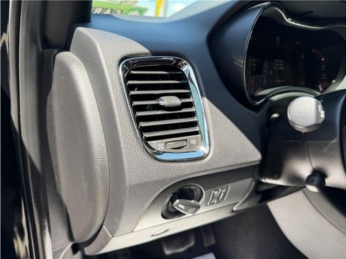 Used 2019 Dodge Durango R/T RWD image 38