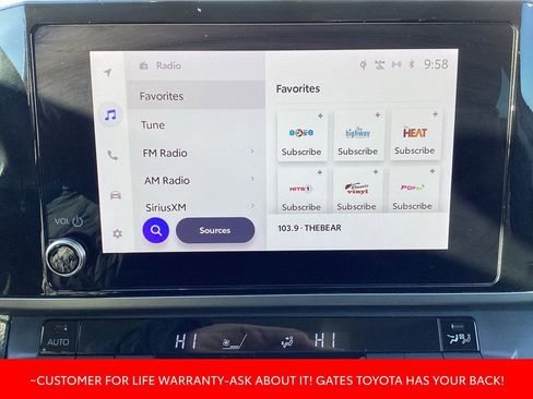 Used 2025 Toyota Camry LE image 3