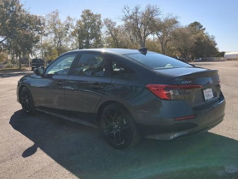 Used 2024 Honda Civic Sport image 6