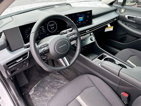 New 2025 Hyundai Sonata SEL image 6
