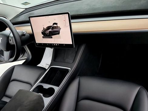 Used 2023 Tesla Model 3 Performance AWD/4WD image 11
