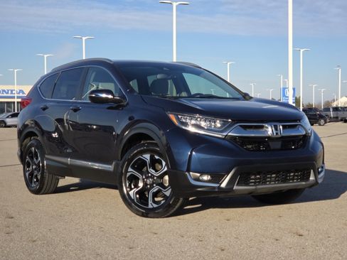 Used 2018 Honda CR-V Touring image 2