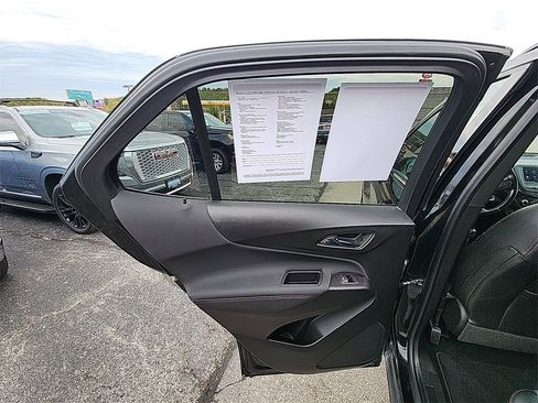 Used 2022 Chevrolet Equinox RS image 26