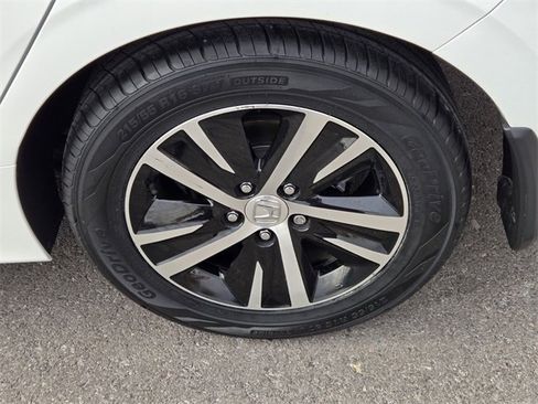 Used 2023 Honda Civic LX image 10