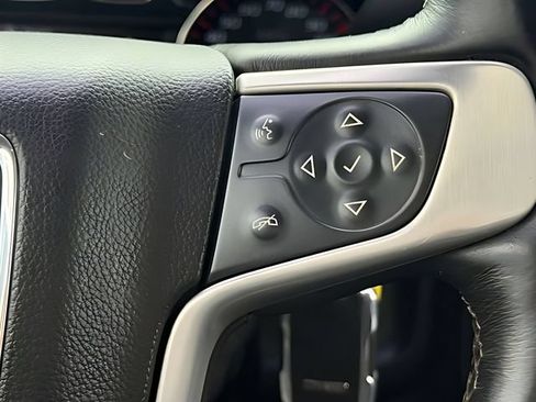 Used 2015 GMC Sierra 1500 SLT w/ SLT Crew Cab Value Package AWD/4WD image 9