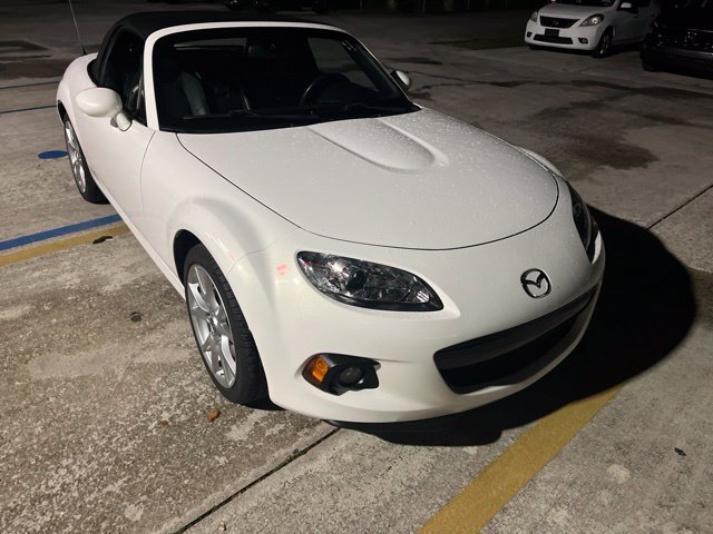 Used 2015 MAZDA MX-5 Miata Grand Touring w/ Premium Package RWD image 3