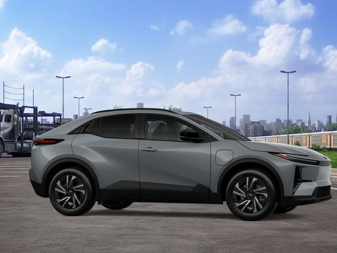 New 2026 Toyota C-HR AWD/4WD image 13
