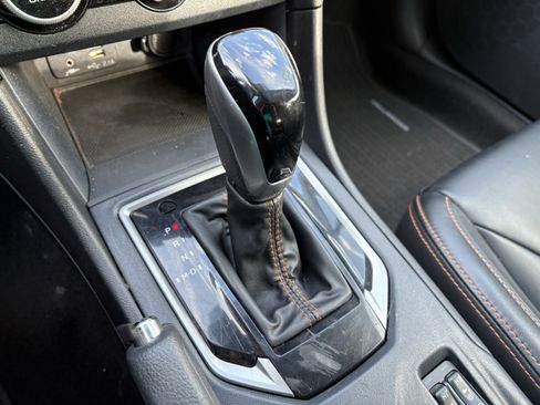 Certified 2022 Subaru Crosstrek 2.5i Limited w/ Popular Package #4 image 19