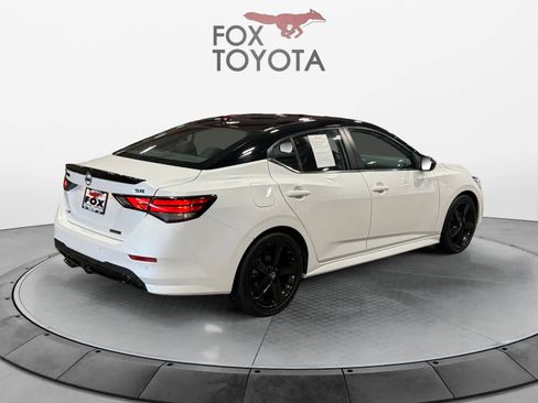 Used 2023 Nissan Sentra SR w/ Midnight Edition Package image 6