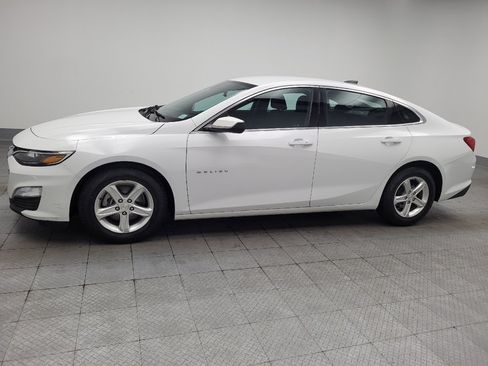 Used 2021 Chevrolet Malibu LS w/ Driver Confidence Package II FWD image 2