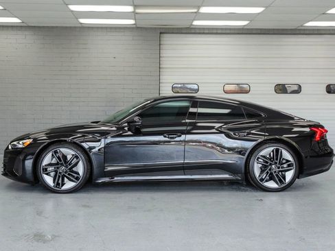 Used 2024 Audi RS e-tron GT w/ Ceramic Brake Package image 4