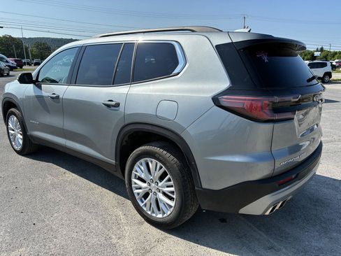 Used 2025 GMC Acadia Elevation w/ Elevation Premium Package AWD/4WD image 7