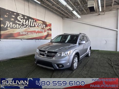 Used 2018 Dodge Journey SXT image 1