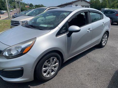 Used 2016 Kia Rio LX w/ Paint Protection Package image 2