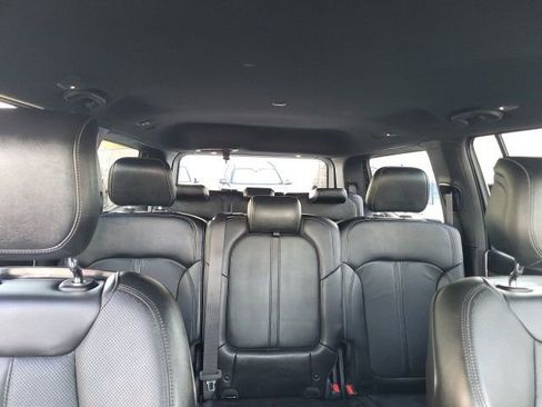 Used 2023 Jeep Wagoneer Series II image 3