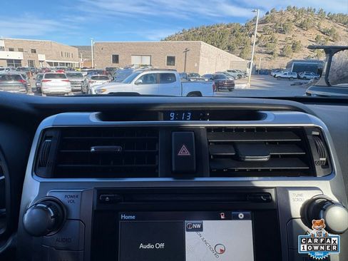 Used 2017 Toyota 4Runner SR5 Premium image 17