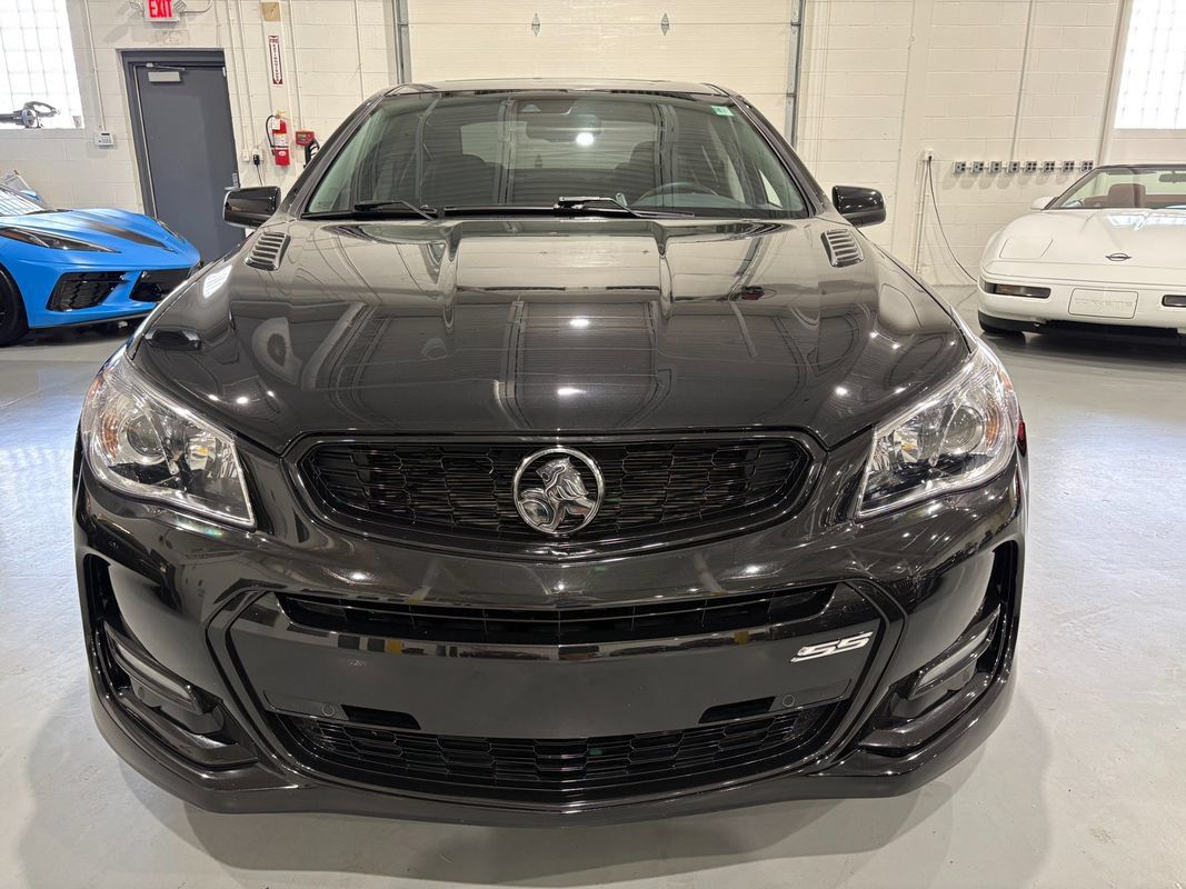 Used 2017 Chevrolet SS RWD image 2