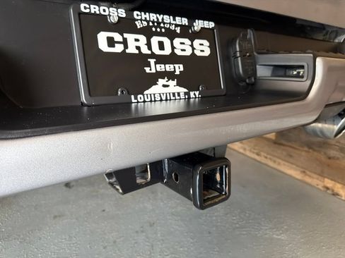 Used 2022 RAM 1500 Limited w/ Body Color Bumper Group AWD/4WD image 23