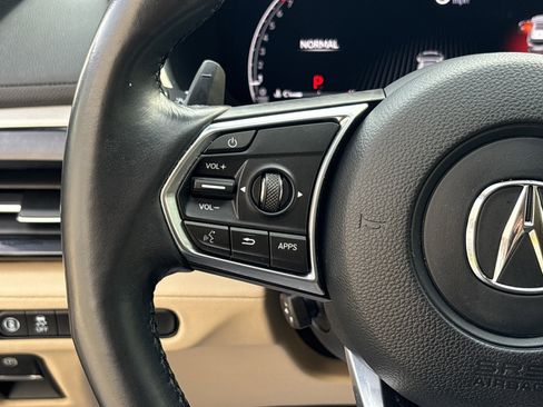 Used 2023 Acura MDX SH-AWD image 19