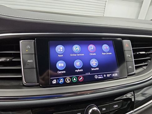 Used 2024 Buick Enclave Premium AWD/4WD image 19