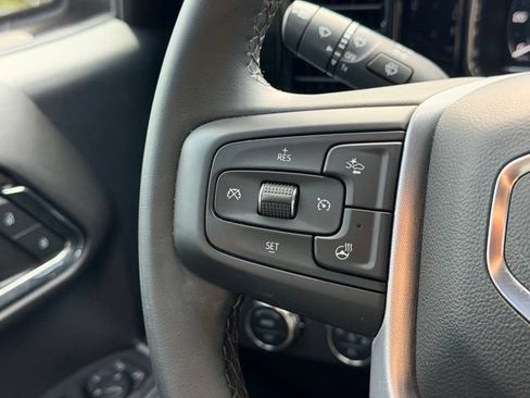 Used 2024 GMC Sierra 1500 Elevation AWD/4WD image 12
