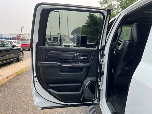 Used 2023 RAM 2500 Limited AWD/4WD image 37