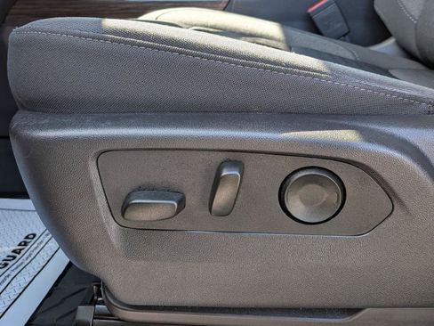 Used 2025 Chevrolet Silverado 1500 RST AWD/4WD image 13