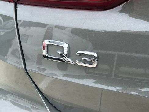 Used 2022 Audi Q3 2.0T Premium Plus w/ Premium Plus Package AWD/4WD image 13