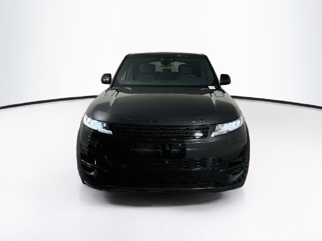 Used 2025 Land Rover Range Rover Sport SE AWD/4WD image 2