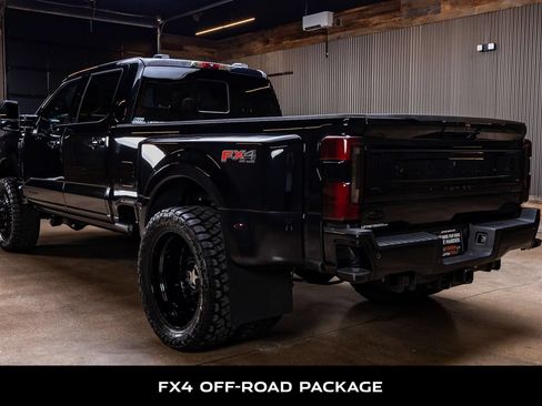 Used 2026 Ford F350 Platinum w/ Platinum Plus Package AWD/4WD image 7