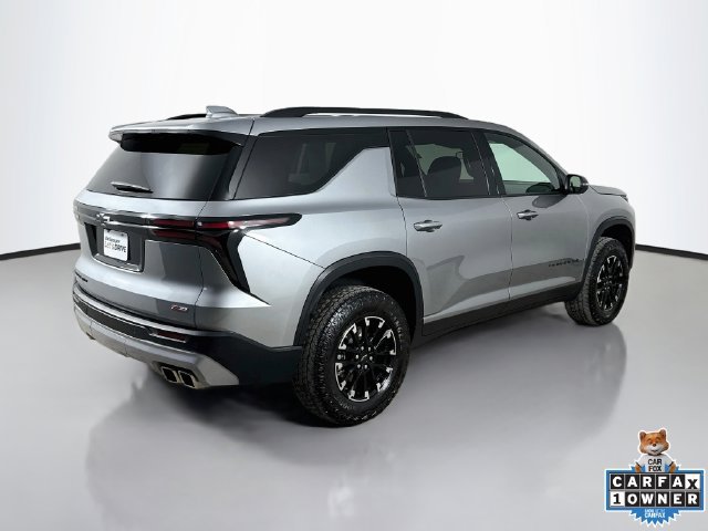 Used 2025 Chevrolet Traverse Z71 w/ Driver Confidence Package AWD/4WD image 12