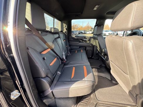 Used 2024 GMC Sierra 3500 AT4 w/ AT4 Premium Plus Package image 19