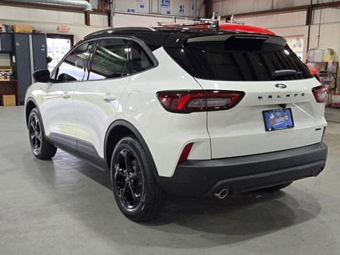 New 2025 Ford Escape ST-Line w/ Tech Pack #1 image 18