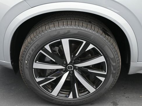 New 2026 Volvo XC90 B5 Core AWD/4WD image 4
