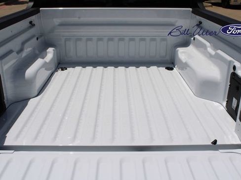 New 2026 Ford Maverick XLT w/ XLT Luxury Package FWD image 6