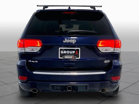 Used 2018 Jeep Grand Cherokee Overland AWD/4WD image 4