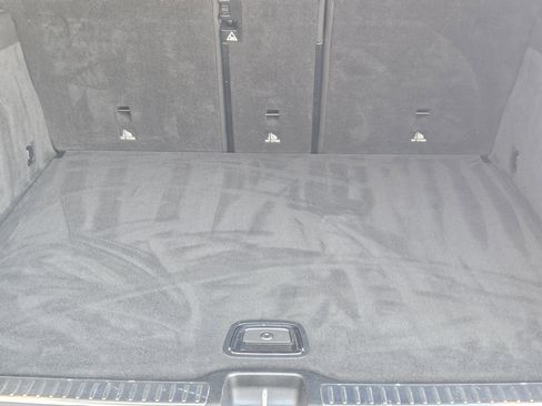 Certified 2020 Mercedes-Benz GLC 300 w/ Premium Package image 31