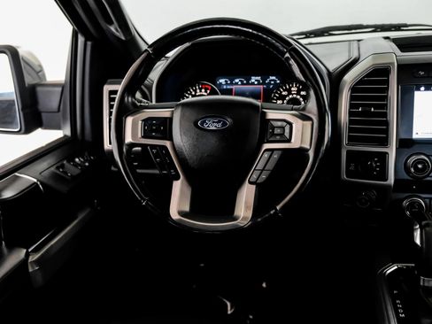 Used 2018 Ford F150 Platinum w/ Equipment Group 701A Luxury AWD/4WD image 11
