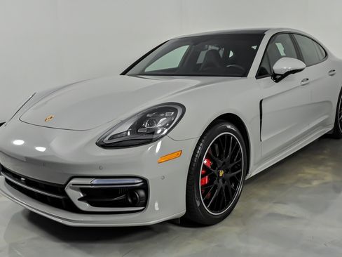 Used 2023 Porsche Panamera 4S AWD/4WD image 6