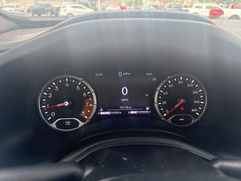 Used 2020 Jeep Renegade Trailhawk w/ Cold Weather Group AWD/4WD image 16