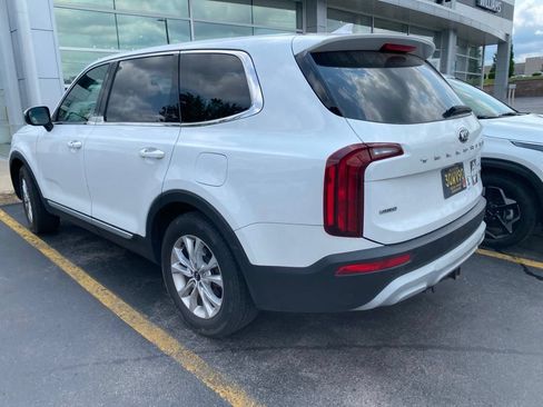 Used 2020 Kia Telluride LX AWD/4WD image 5