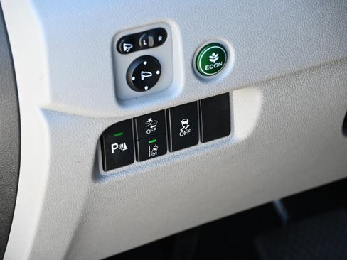 Used 2020 Honda Pilot Elite image 32