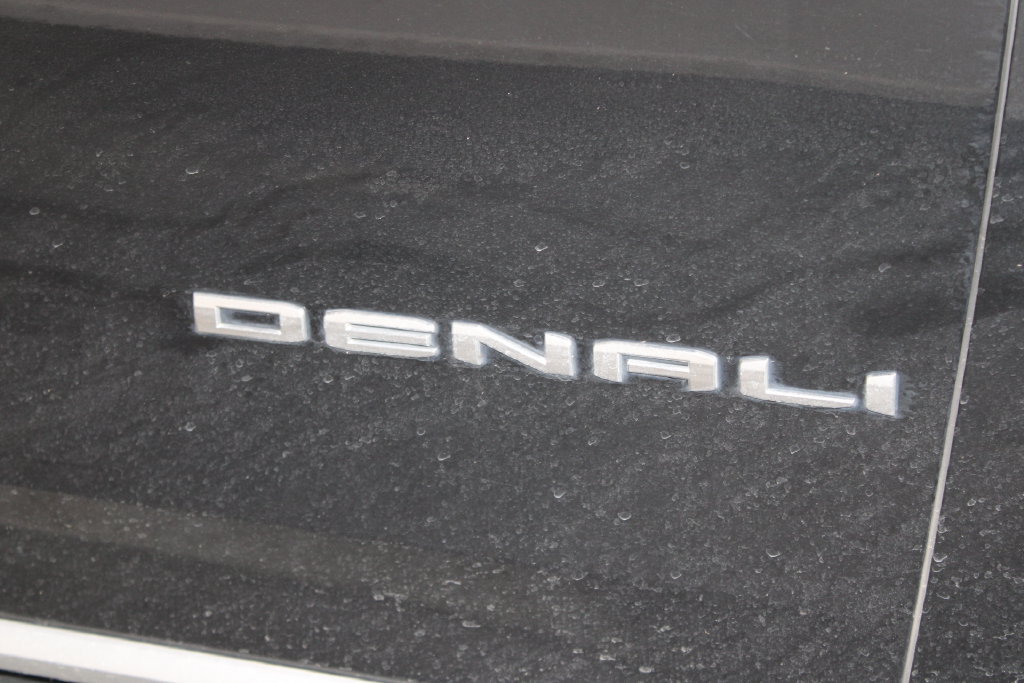 Used 2024 GMC Yukon XL Denali w/ Max Trailering Package RWD image 13