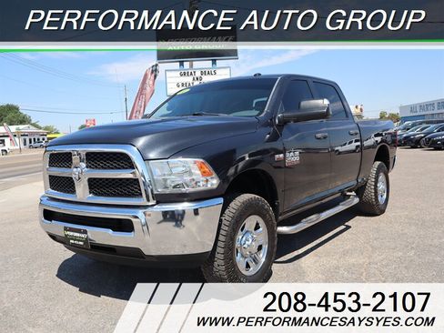 Used 2014 RAM 2500 Tradesman w/ Chrome Appearance Group AWD/4WD image 22