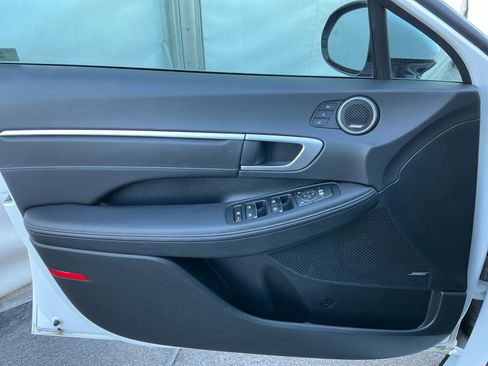 Used 2024 Hyundai Sonata Limited image 13