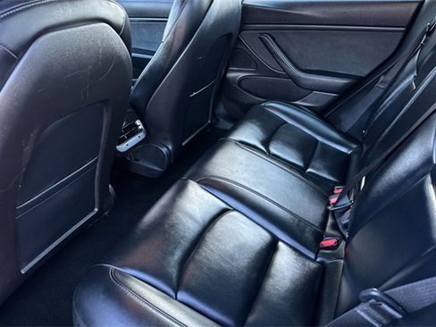 Used 2018 Tesla Model 3 Mid Range image 13